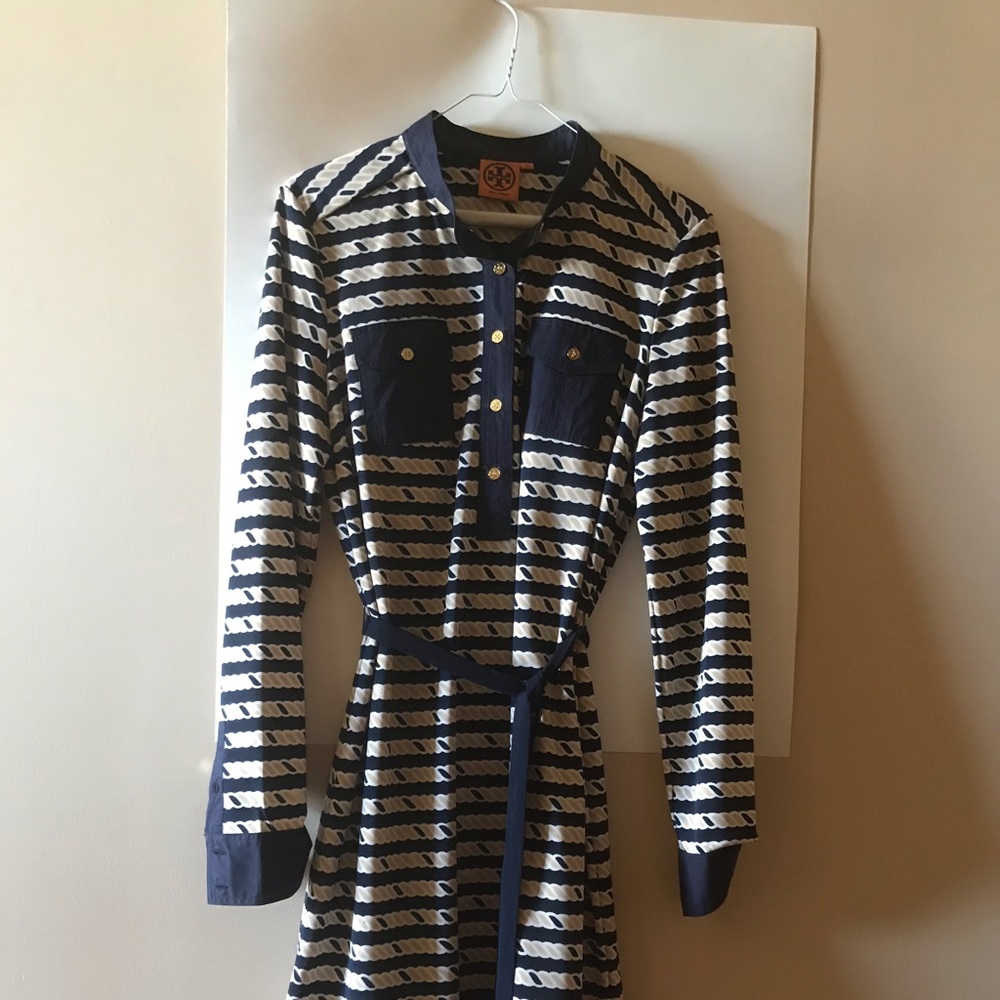 Designer apparel - Picture 6 of 8